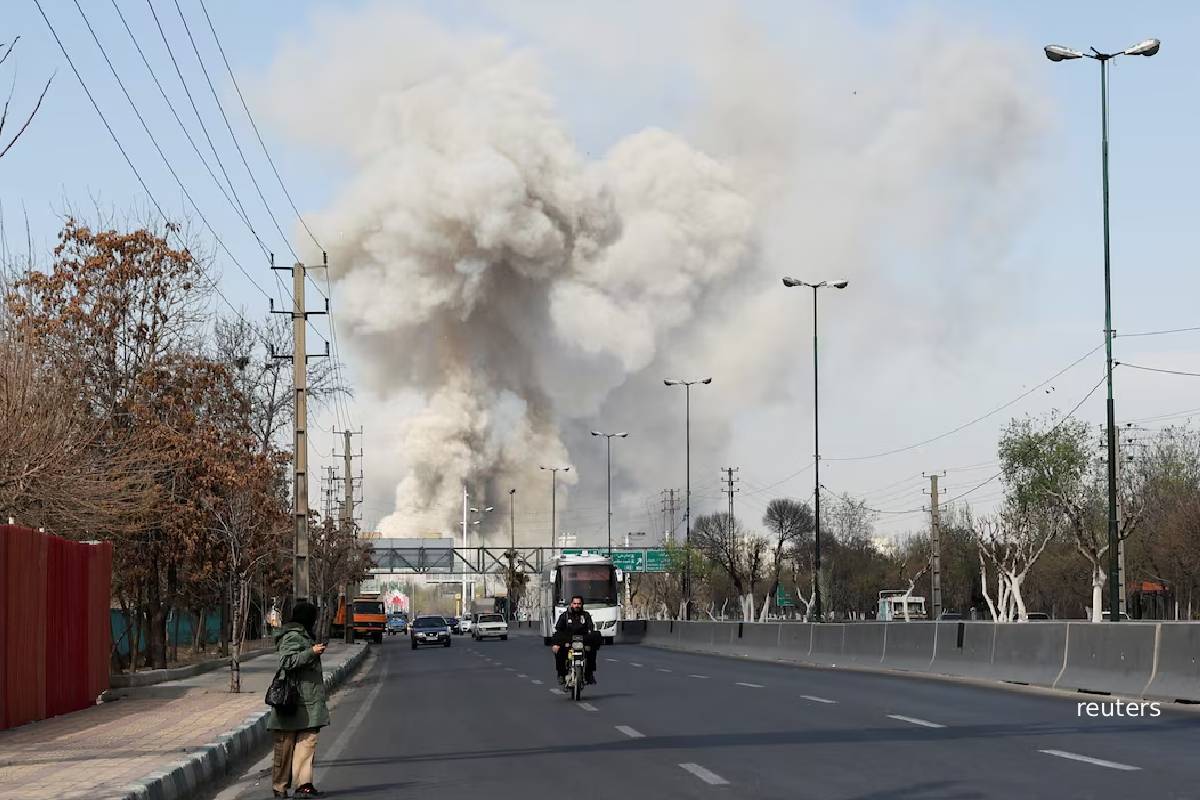 நானே முடிவு செய்வேன்... அலி காமெனியின் மகனை உயர் தலைவராக ஏற்க ட்ரம்ப் மறுப்பு | Trump Rejects Khamenei Son