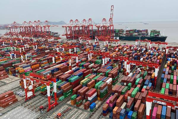 சீனாவை மொத்தமாக... 200 சதவீத வரி விதிப்புடன் மிரட்டும் ட்ரம்ப் | Destroy China Trump Threatens Tariffs