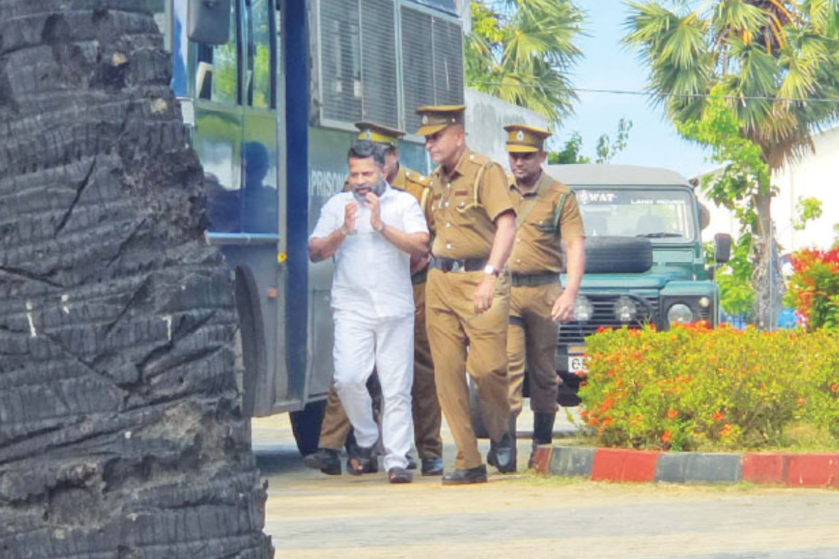 ஐவர் படுகொலை வழக்கு: பிள்ளையான் உள்ளிட்ட மூவருக்கு தொடர்ந்தும் விளக்கமறியல் | 3 People Including Pillayan Remanded Until Sep 15