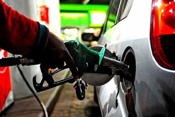 அநுர ஆட்சியில் எரிபொருள் விலையில் ஏற்பட்டுள்ள மாற்றம் | Changes In Fuel Prices During The Anura Regime