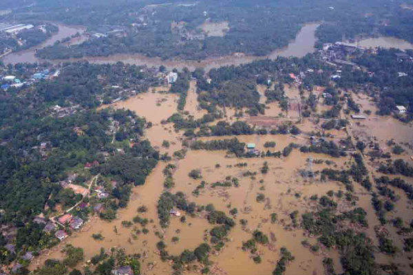 இலங்கையில் தரையிறங்கவுள்ள ரஷ்ய நிவாரண விமானம்! | Russian Relief Plane Arrives In Sri Lanka இலங்கையில் தரையிறங்கவுள்ள ரஷ்ய நிவாரண விமானம்! | Russian Relief Plane Arrives In Sri Lanka