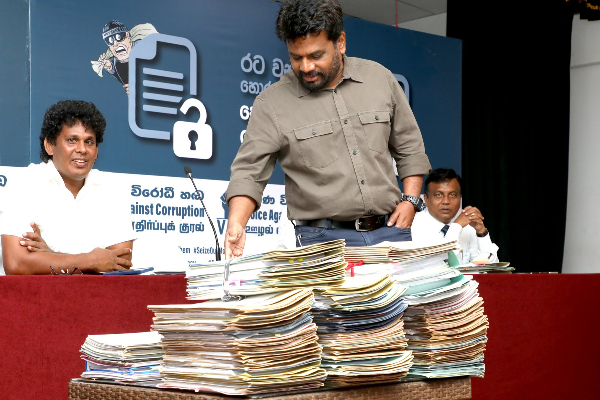 பசிலின் சொத்துக்கள் பிரபல வர்த்தகர் பெயரில்: அம்பலப்படுத்தப்பட்டுள்ள தகவல் (video) | Anura Exposes About Basil S Propertys