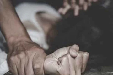 එතරම් කුරිරු වූ ඉන්දියාව පෙරපාසල් දරුවන් දෙදෙනෙක් අපයෝජනය කළ භයානක සිදුවීම..