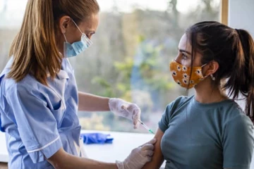 கொரோனா தடுப்பூசி போட்டுக்கொண்டால் 1 மில்லியன் டொலர் பரிசு: எங்கே தெரியுமா?