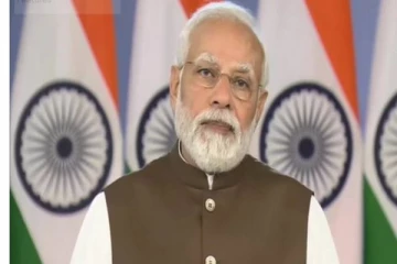 உக்ரைனில் இந்திய மாணவர்  உயிரிழப்பு : குடும்பத்தினருக்கு பிரதமர் மோடி தொலைப்பேசியில் ஆறுதல்