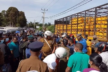 நுவரெலியாவில் லாப் எரிவாயு கொள்கலன்கள் விநியோகம்(Video)