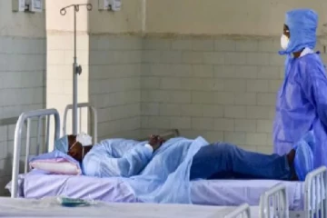 தூத்துக்குடி அரசு பாலிடெக்னிக் கல்லூரியில் மீண்டும் தற்காலிக கொரோனா வார்டு அமைக்கும் பணி தீவிரம்