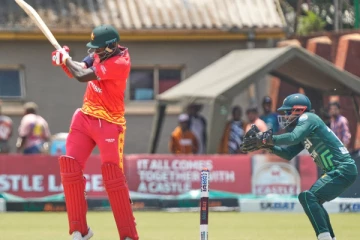 ஜிம்பாப்பேவிடம் பரிதாப தோல்வியடைந்த பாகிஸ்தான்! அதிர்ச்சியடைந்த ரசிகர்கள்