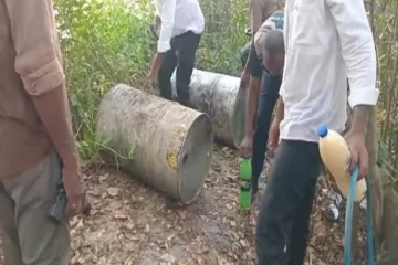 தமிழர் பகுதியில் சட்டவிரோத கசிப்பு உற்பத்தி நிலையம் முற்றுகை