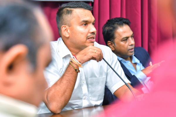 நாமலின் பிரித்தானிய விஜயம்.. தமிழ் புலம்பெயர்ந்தோர் எதிர்ப்பால் இரத்து செய்யப்பட்ட முக்கிய நிகழ்வு | Namal Uk Visit Tamil Diasporas Protestation