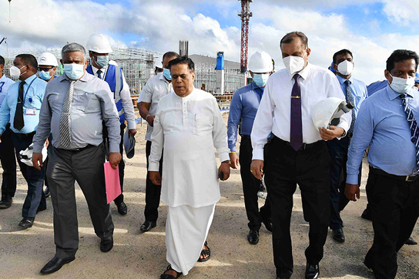 கட்டுநாயக்க விமான நிலையம் தொடர்பில் அமைச்சருக்கு ஏற்பட்ட அதிருப்தி | Complaints Japan Construction Delays Katunayake