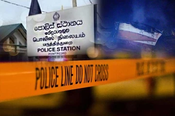 பாவனையற்ற படகிற்கு தீ வைப்பு: பொலிஸார் மேற்கொண்ட நடவடிக்கை