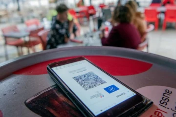 பிரான்சில் இன்று முதல் கட்டாயமாக்கப்படும் சுகாதார பாஸ்