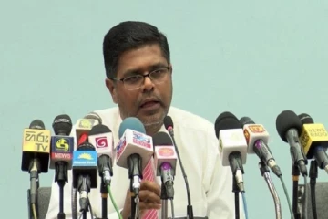 நாட்டில் ஏன் இரு சட்டங்கள்? அரசிடம் முஜிபுர் ரஹ்மான் எம்.பி. கேள்வி