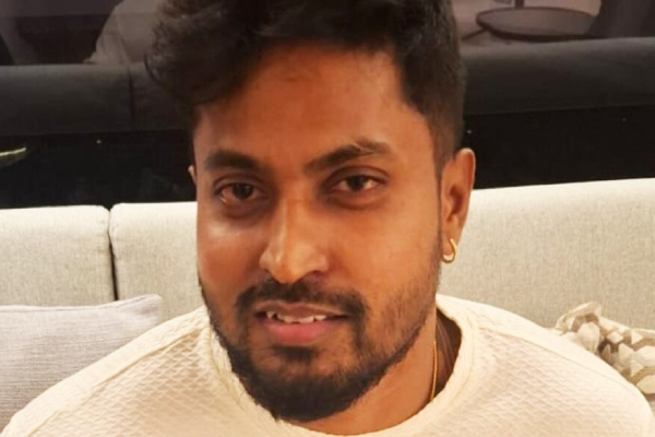 காதலனுடன் நெருக்கமான காணொளிகளை பத்மேவுக்கு அனுப்பிய நடிகை | Images Of Famous Actress Found On Padme S Phone