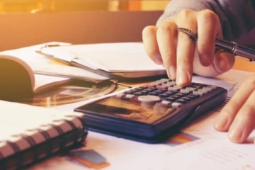 அரச ஊழியர்களின் எதிர்வரும் 21 ஆம் திகதி சம்பளம் வழங்க தீர்மானம்