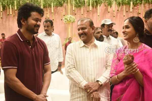 விஜய்யின் 69வது பட இயக்குனர் எனக்கு தெரியும்- கோட் பட தயாரிப்பாளர் கூறிய விஷயம் | Archana Kalpathi Talks About Thalapathy 69 விஜய்யின் 69வது பட இயக்குனர் எனக்கு தெரியும்- கோட் பட தயாரிப்பாளர் கூறிய விஷயம் | Archana Kalpathi Talks About Thalapathy 69