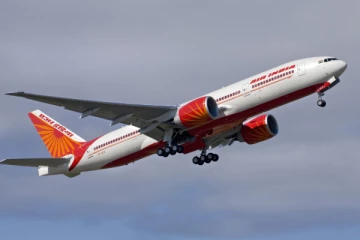 நடுவானில் எயார் இந்தியா விமானத்தில் கோளாறு