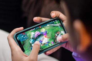 வெளிநாட்டில் இருந்து திரும்பிய இளைஞர் விபரீத முடிவு; அதிர்ச்சியில் குடும்பம்