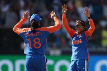 மகளிர் டி20 உலகக் கோப்பை: பாகிஸ்தானை 6 விக்கெட் வித்தியாசத்தில் வீழ்த்திய இந்தியா