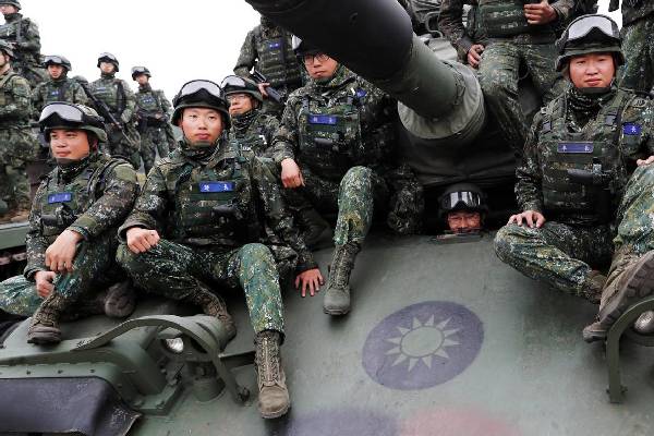 நெருப்பாக தகிக்கும் சீனா... தைவானுக்கு சாதகமான முடிவெடுத்த ட்ரம்ப் நிர்வாகம் | Us Approves Arms Sale To Taiwan நெருப்பாக தகிக்கும் சீனா... தைவானுக்கு சாதகமான முடிவெடுத்த ட்ரம்ப் நிர்வாகம் | Us Approves Arms Sale To Taiwan