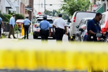 அமெரிக்காவில் மூன்று பகுதிகளில் நடந்த துப்பாக்கிச்சூடு! 10 பேர் உயிரிழப்பு