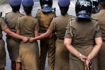 முச்சக்கர வண்டியை திருட முயன்ற இளைஞன் ; சினிமா பாணியில் அதிரடி காட்டிய பெண் பொலிஸ் அதிகாரிகள்