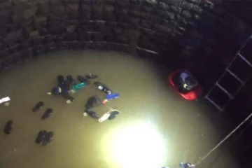 கிணற்றுக்குள் விழுந்த சிறுமி: காப்பாற்ற சென்ற 30 பேர் உயிருக்கு போராடும் அவலம்! நடந்தது என்ன?