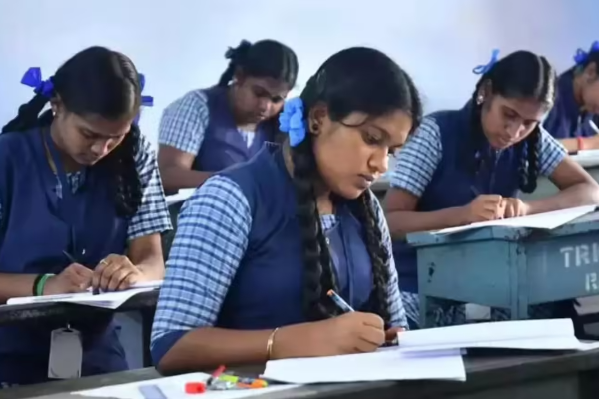 12ஆம் வகுப்பு பொதுத்தேர்வு முடிவுகள்.., எந்த மாவட்டம் முதலிடம் தெரியுமா? | 12 Results Which District Is Getting 1St Place
