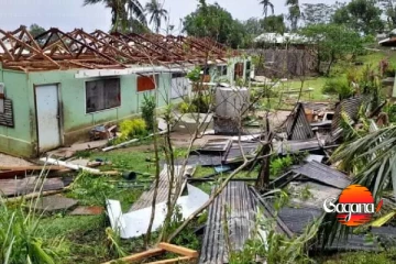 දැඩි සුළං තත්ත්වයක් - නිවාස තිහකට වැඩි ප්‍රමාණයක් විනාශයි