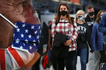 அமெரிக்காவில் மீண்டும் முகக்கவசம் அணிவது கட்டாயம்