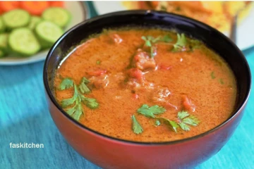 தக்காளி, வெங்காயம் மட்டும் இருந்தாலே போதும்! இப்படி குழம்பு செய்து அசத்துங்க