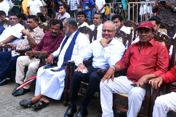 ரணிலின் எண்ணத்தை செயற்படுத்தும் ஜக்கிய தேசியக் கட்சியினர்..! | Sagala Exposes Ranil S Announcement ரணிலின் எண்ணத்தை செயற்படுத்தும் ஜக்கிய தேசியக் கட்சியினர்..! | Sagala Exposes Ranil S Announcement