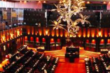 දේශපාලන පෙරැළියක් අත ළග? නවතම තොරතුරු මෙන්න..