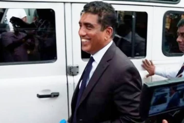 අවසානයේ හිටපු අමාත්‍ය ජොන්ස්ටන් ප්‍රනාන්දු මේ වරද පිළිගනී - අධිකරණයට දැනුම් දෙයි