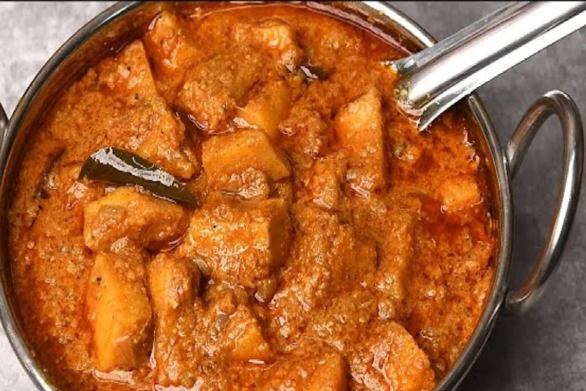 அஜீரணக் கோளாறுகளுக்கு தீர்வு கொடுக்கும் கருணை கிழங்கு குழம்பு! இப்படி செய்து பாருங்க | Amazing Health Benefits Karunai Kizhangu Curry அஜீரணக் கோளாறுகளுக்கு தீர்வு கொடுக்கும் கருணை கிழங்கு குழம்பு! இப்படி செய்து பாருங்க | Amazing Health Benefits Karunai Kizhangu Curry