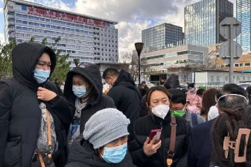 சீனாவில் வேகமாக பரவும் சுவாச நோய்... முதியவர்கள், சிறார்களுக்கு பயணத்தடை விதித்த உலகின் முதல் நாடு