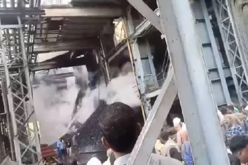 மேட்டூர் அனல் மின் நிலைய கோரவிபத்து.. இருவர் பலி - உள்ளே சிக்கியது எவ்வளவு பேரோ?