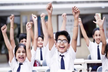 மே 14 முதல் பள்ளிகளுக்கு கோடை விடுமுறை - எந்தெந்த வகுப்புக்கு தெரியுமா?