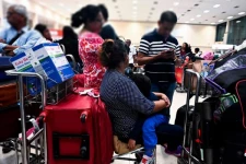 வெளிநாட்டிலிருந்து திரும்பிய 13 இலங்கையர்களுக்கு கொரோனா தொற்று உறுதி