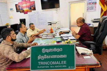 திருகோணமலை அரசாங்க அதிபருக்கும் எம்.எஸ் தௌபீக்கும் இடையே கலந்துரையாடல்