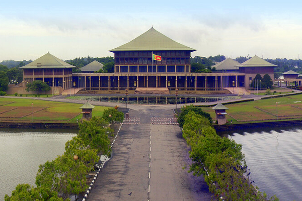 நள்ளிரவு முதல் நடைமுறைக்கு வந்த வர்த்தமானி! அரசியல் பின்னணி தொடர்பில் தற்போது வெளியான தகவல் - ஐபிசி தமிழ்