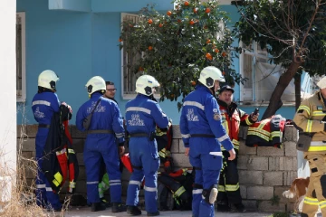 ரஷ்யாவுடன் போர் நீடிக்கும் நிலையிலும் துருக்கி மக்களுக்காக களமிறங்கிய உக்ரைன் வீரர்கள்!