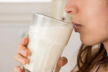 பால் குடித்தால் உடல் எடை கூடும் என்பது உண்மையா?