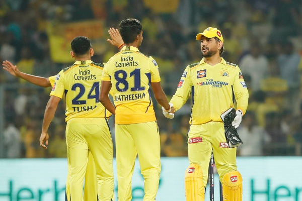 இலங்கை கிரிக்கெட்டுக்கு தோனி வெளியிட்ட அறிவுரை! | Dhoni S Advice To Sri Lankan Cricket