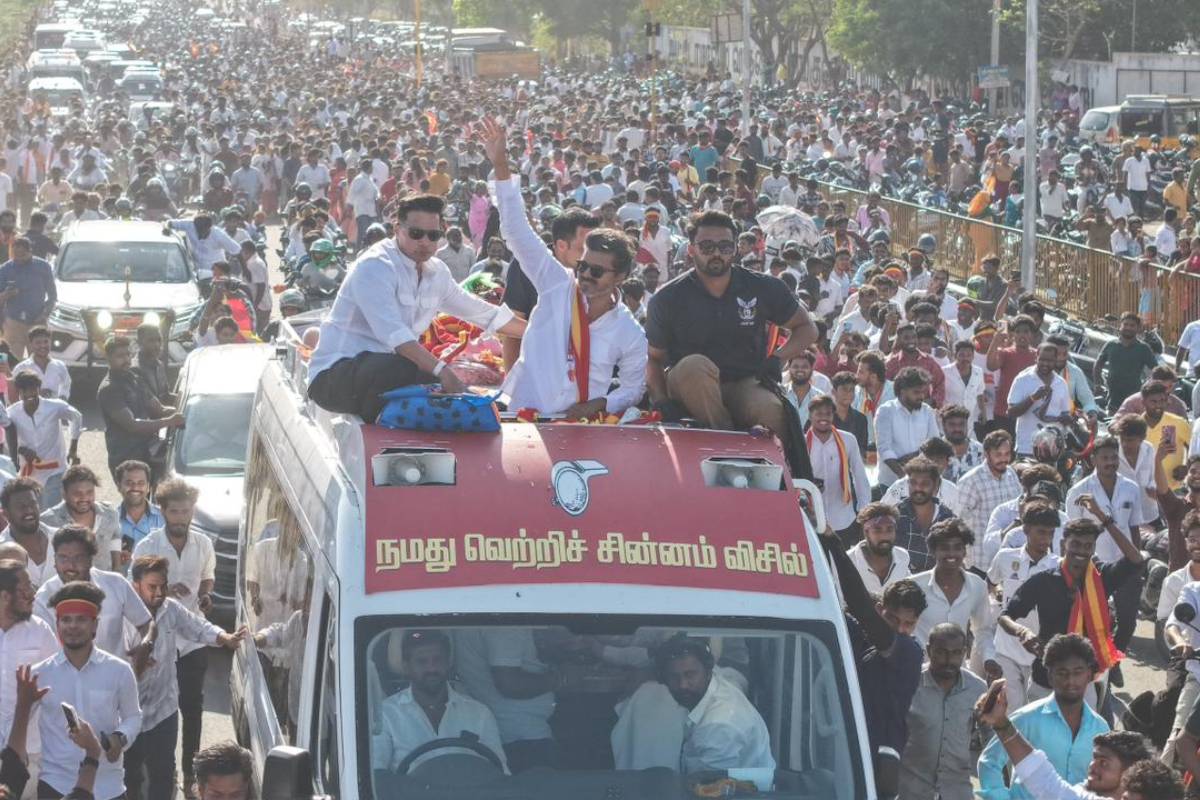 நெசவாளர்களுக்கான வாக்குறுதிகளை அறிவித்த தவெக தலைவர் விஜய் | Tvk Vijay Promises For Weavers In In Tiruppur நெசவாளர்களுக்கான வாக்குறுதிகளை அறிவித்த தவெக தலைவர் விஜய் | Tvk Vijay Promises For Weavers In In Tiruppur