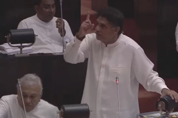 நடுக்கடலில் மதுபான விருந்து வைப்பது காட்டுமிராண்டித்தனமான செயல்