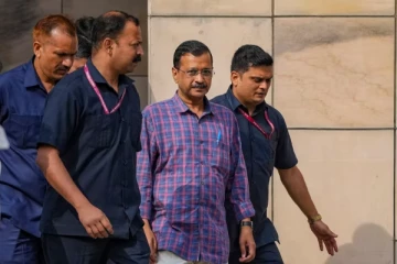 விடுதலைக்கு மறுப்பு; சிறப்பு சலுகையெல்லாம் கிடையாது - உச்சநீதிமன்றத்தை நாடிய கெஜ்ரிவால்!