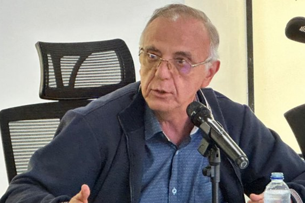 bomb-blast-in-columbia-2-dead-including-policeman