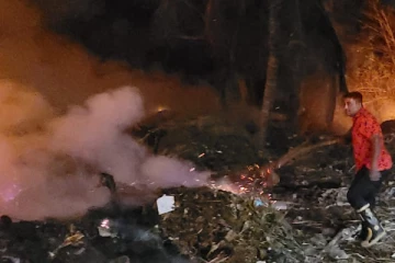 மட்டு திருப்பெரும்துறையில் பாரிய தீ விபத்து